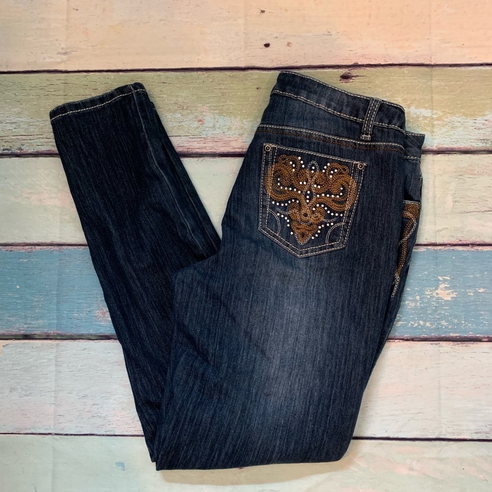 Passport Embellished Stretch‎ Ankle Jeans